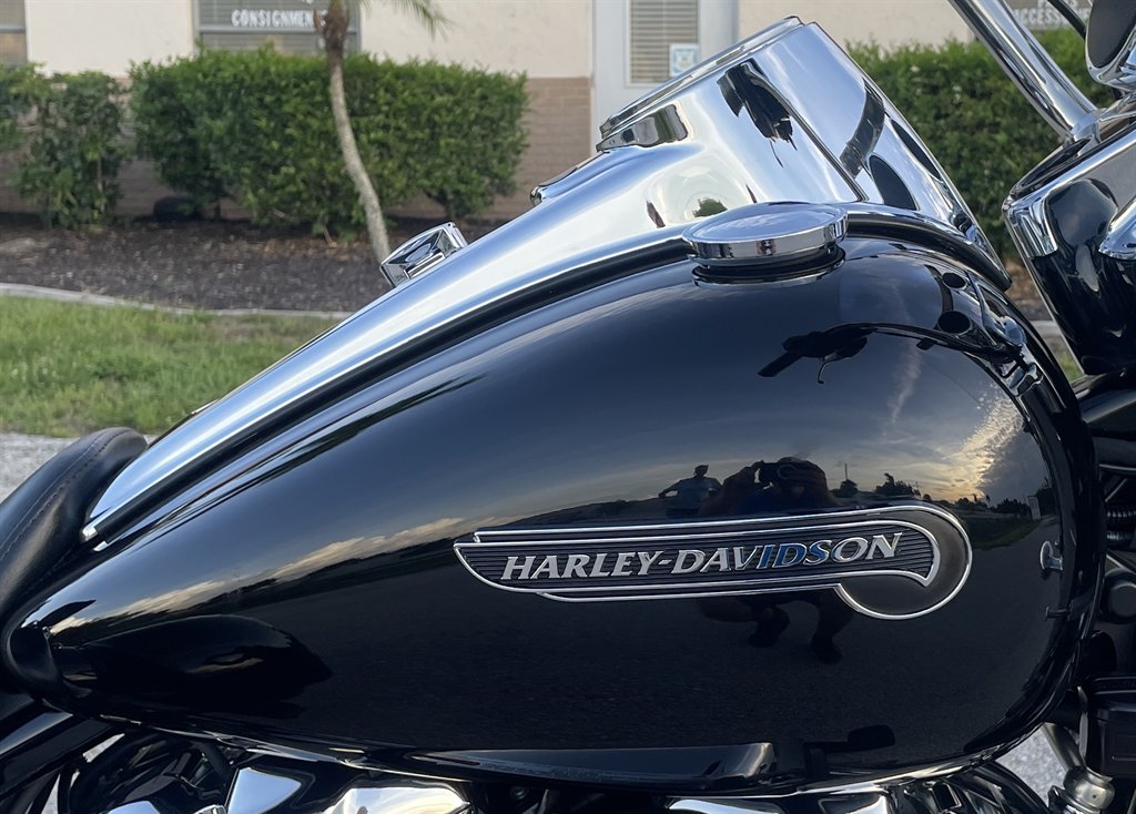 2020 Harley-davidson Freewheeler - $19,995