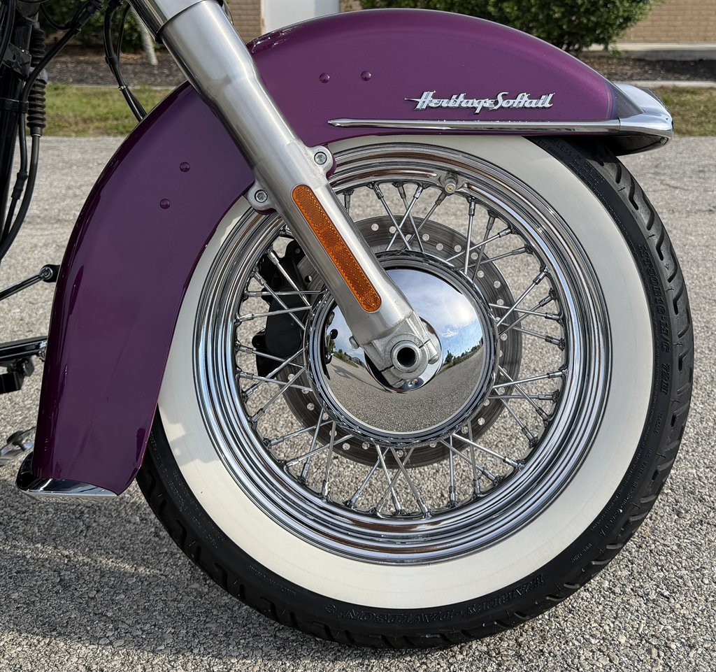 2016 Harley-davidson Heritage Softail Classic - $10,995