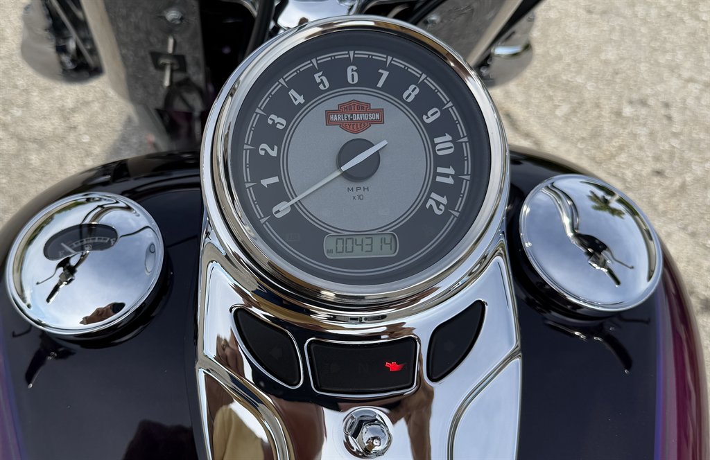 2016 Harley-davidson Heritage Softail Classic - $10,995