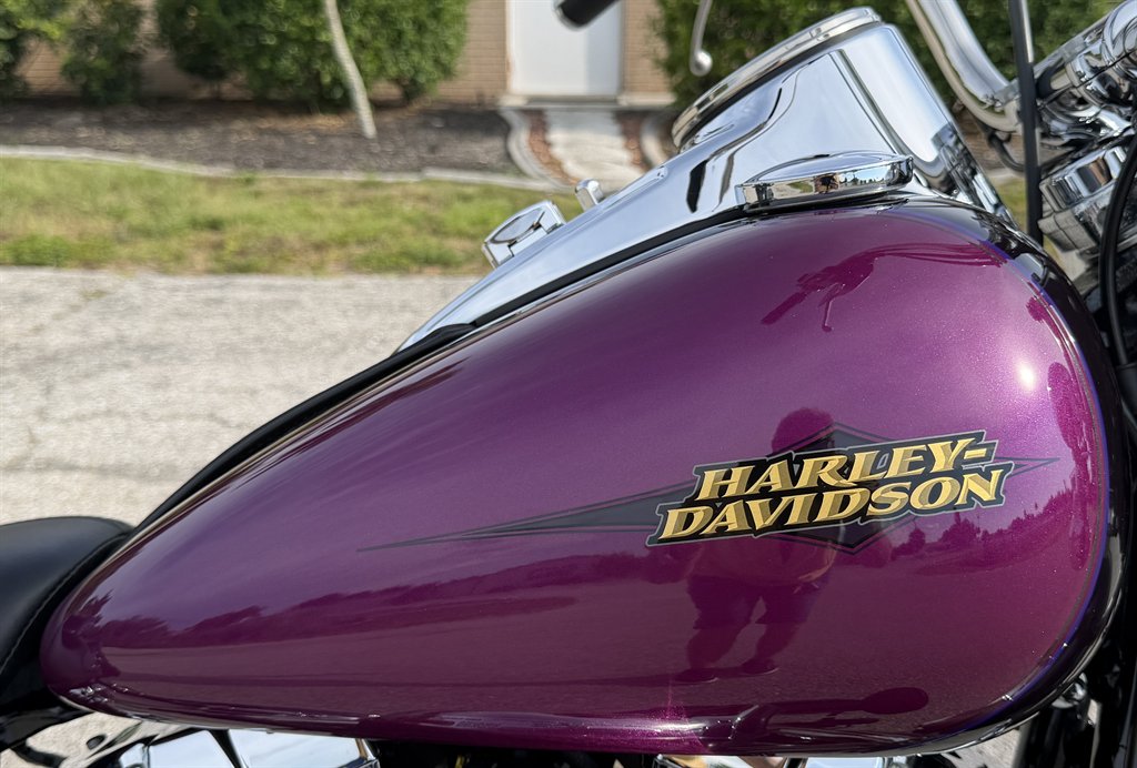 2016 Harley-davidson Heritage Softail Classic - $10,995