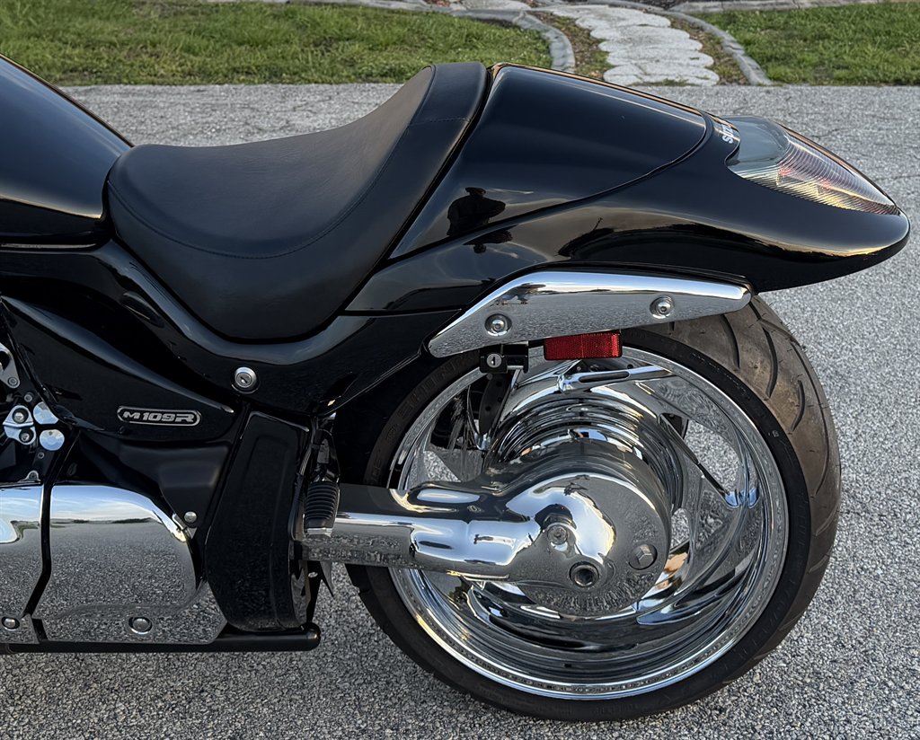 2013 Suzuki Boulevard M109 - $6,995