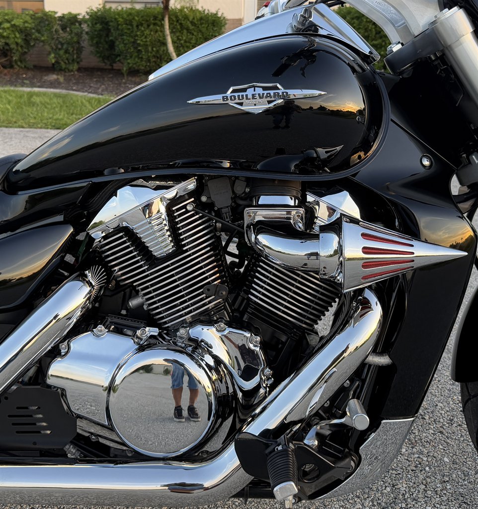 2013 Suzuki Boulevard M109 - $6,995
