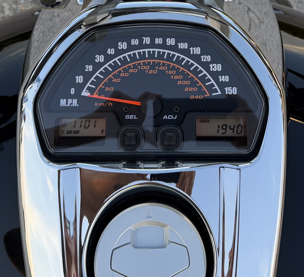 2013 Suzuki Boulevard M109 - $6,995