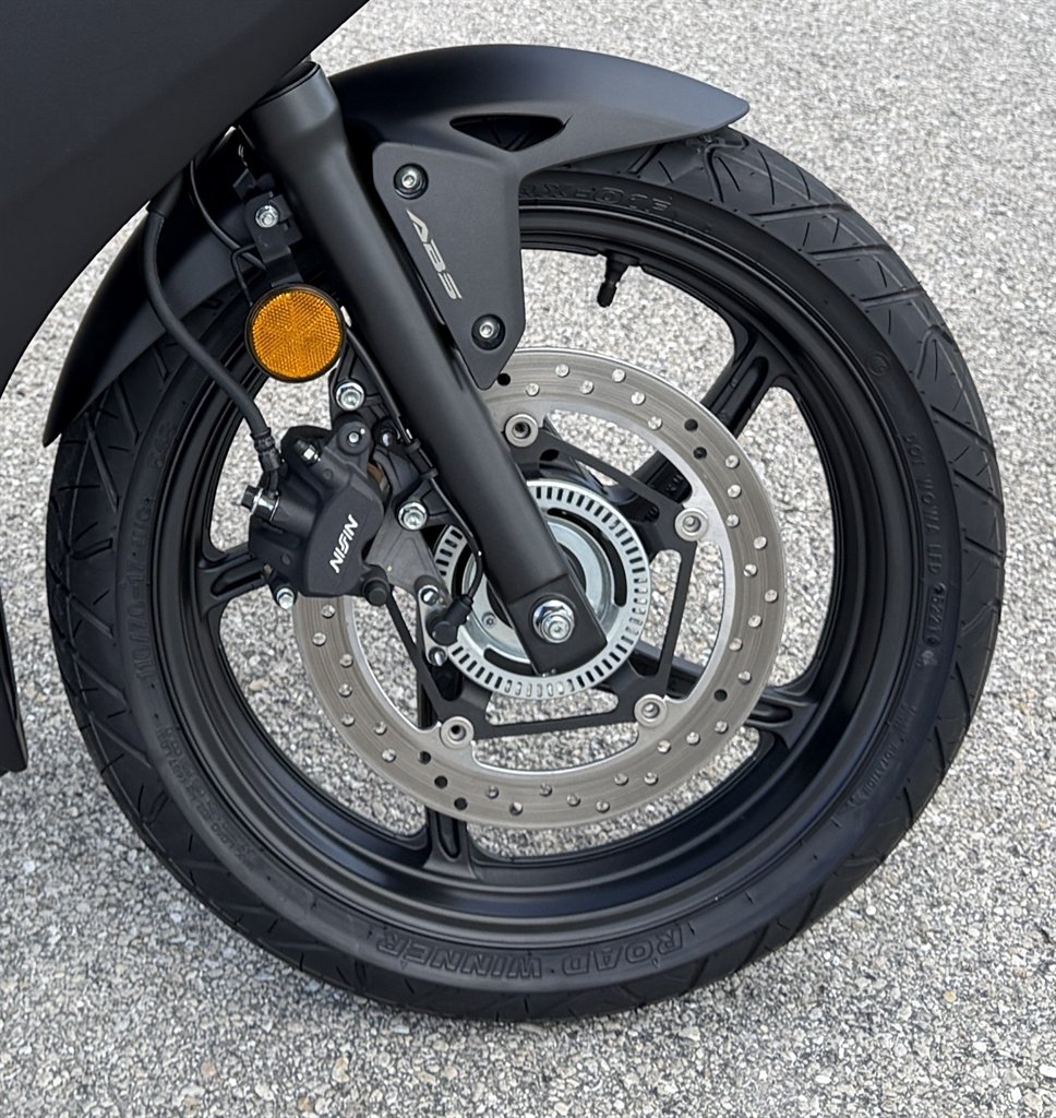 2022 Honda Cbr300r - $4,995