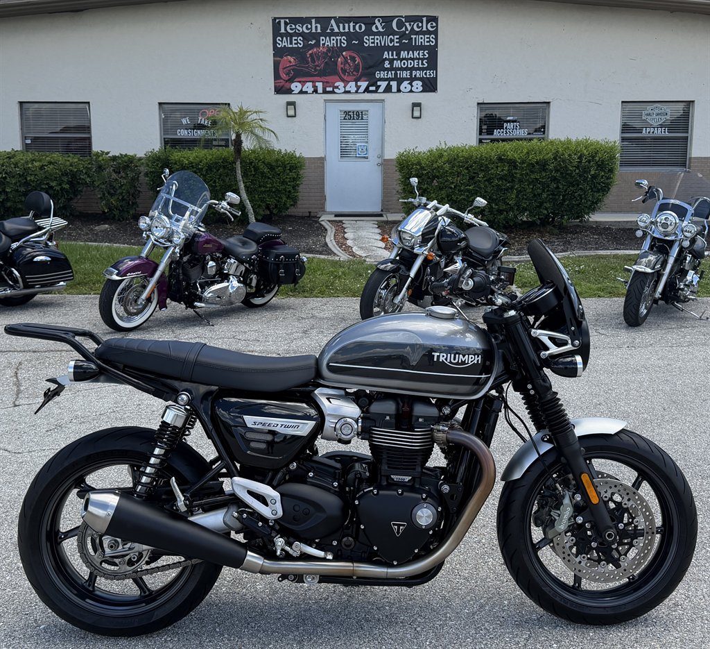 2021 Triumph Speed Twin - $7,995