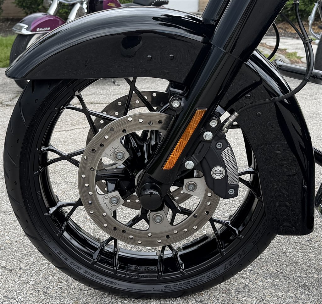 2021 Harley-davidson Street Glide Special - $18,995