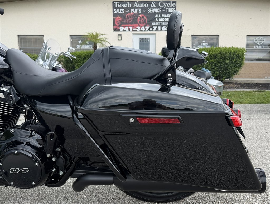 2021 Harley-davidson Street Glide Special - $18,995