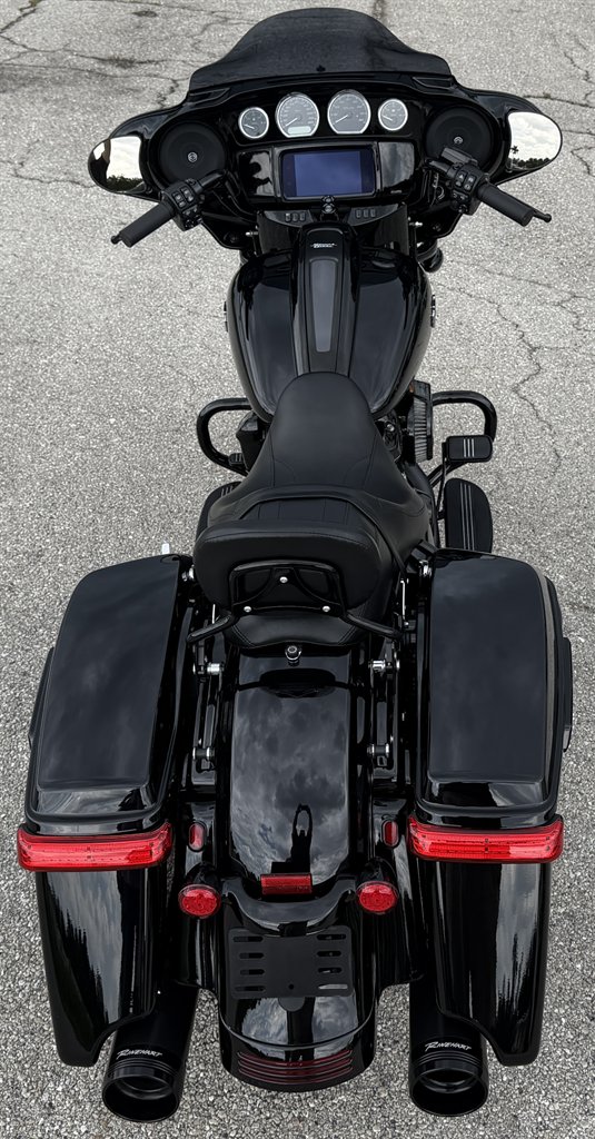 2021 Harley-davidson Street Glide Special - $18,995