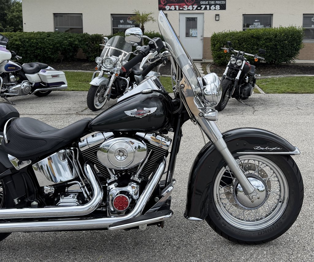 2005 Harley-davidson Softail Deluxe - $6,995