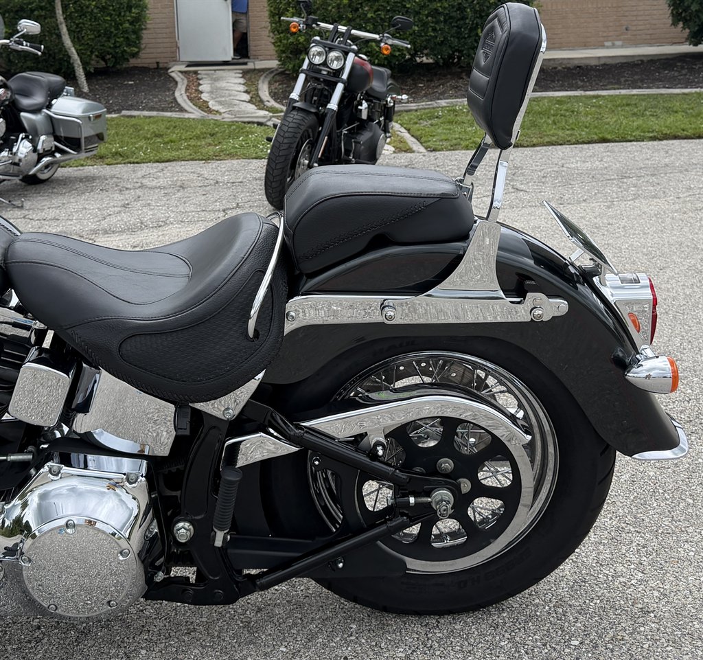 2005 Harley-davidson Softail Deluxe - $6,995
