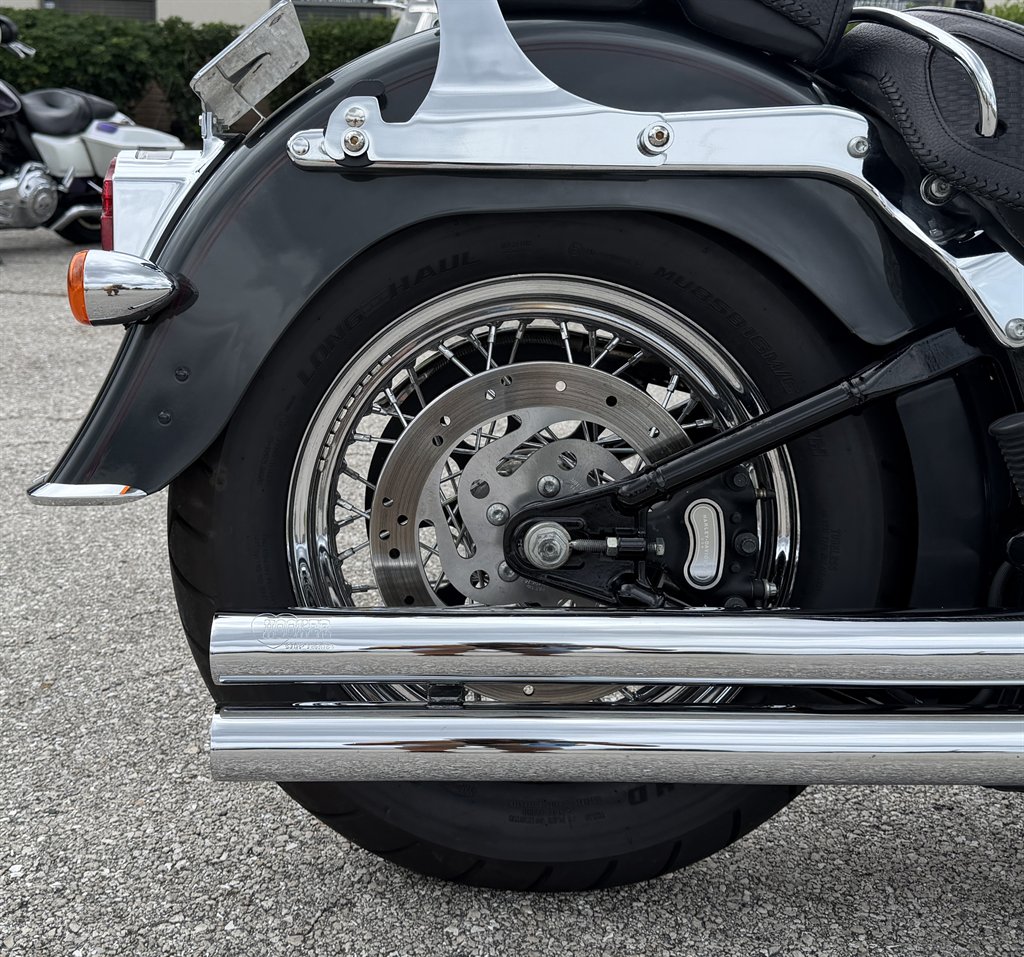 2005 Harley-davidson Softail Deluxe - $6,995