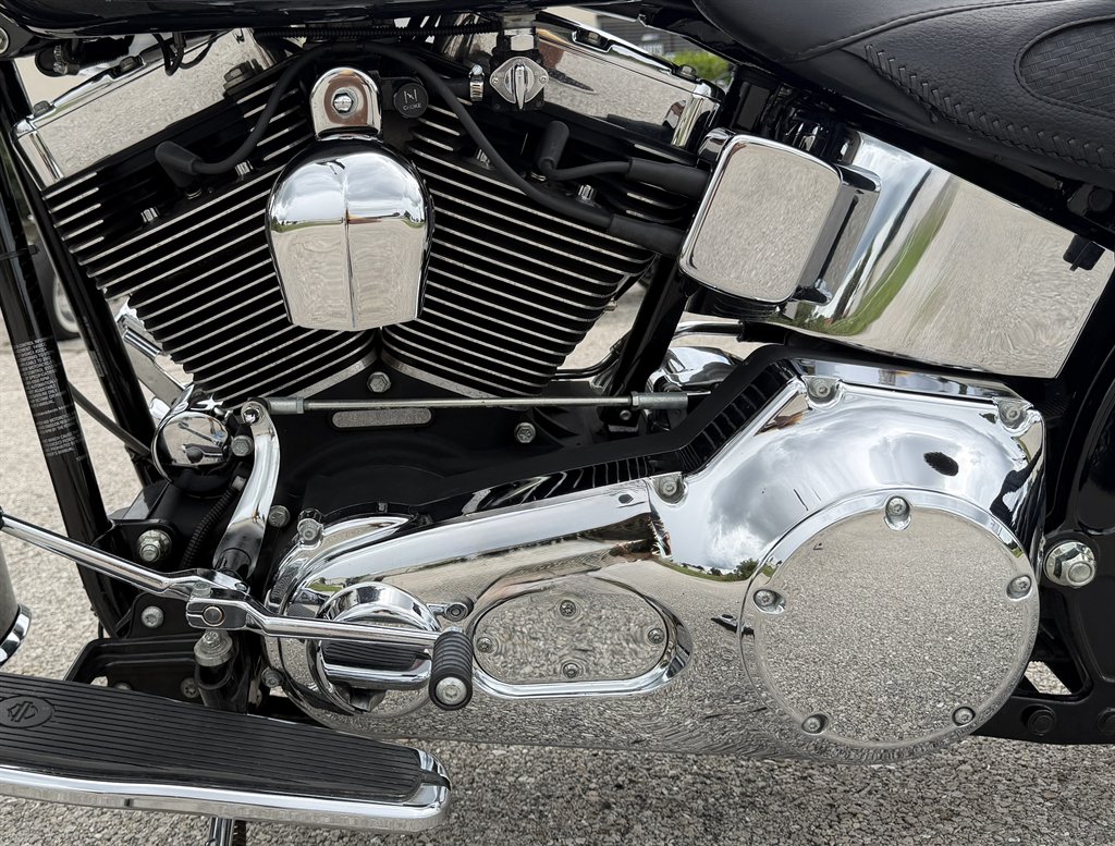 2005 Harley-davidson Softail Deluxe - $6,995