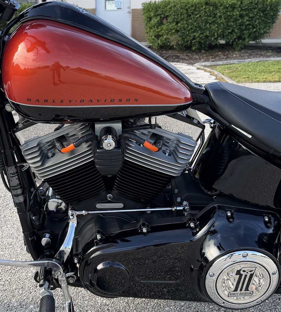 2011 Harley-davidson Blackline - $8,495