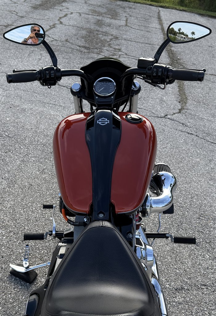 2011 Harley-davidson Blackline - $8,495