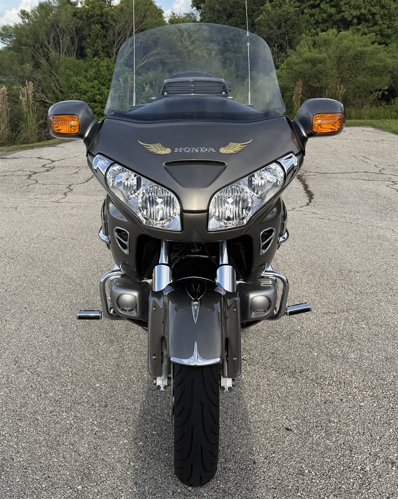 2008 Honda Gold Wing - $7,995