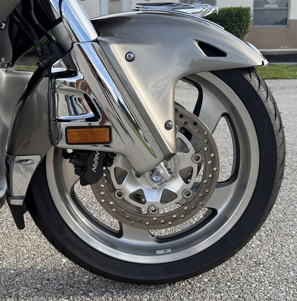 2008 Honda Gold Wing - $7,995