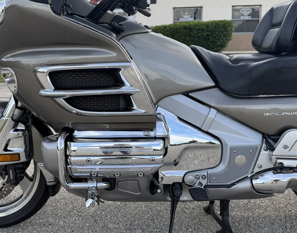 2008 Honda Gold Wing - $7,995