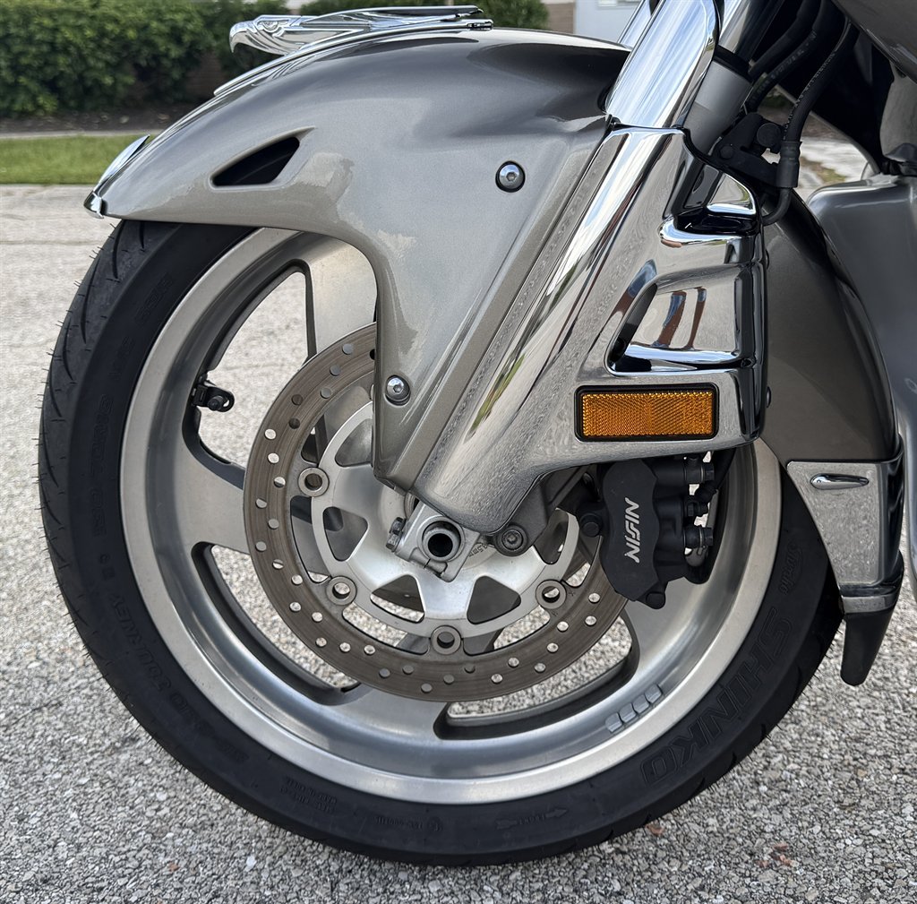 2008 Honda Gold Wing - $7,995