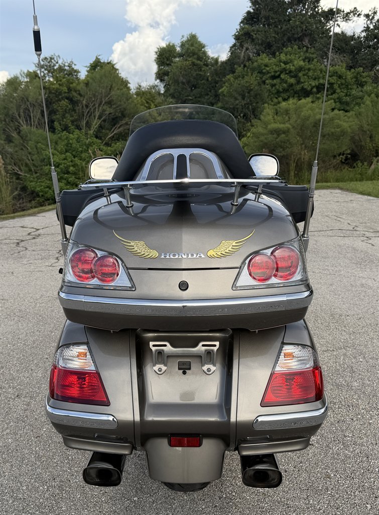 2008 Honda Gold Wing - $7,995