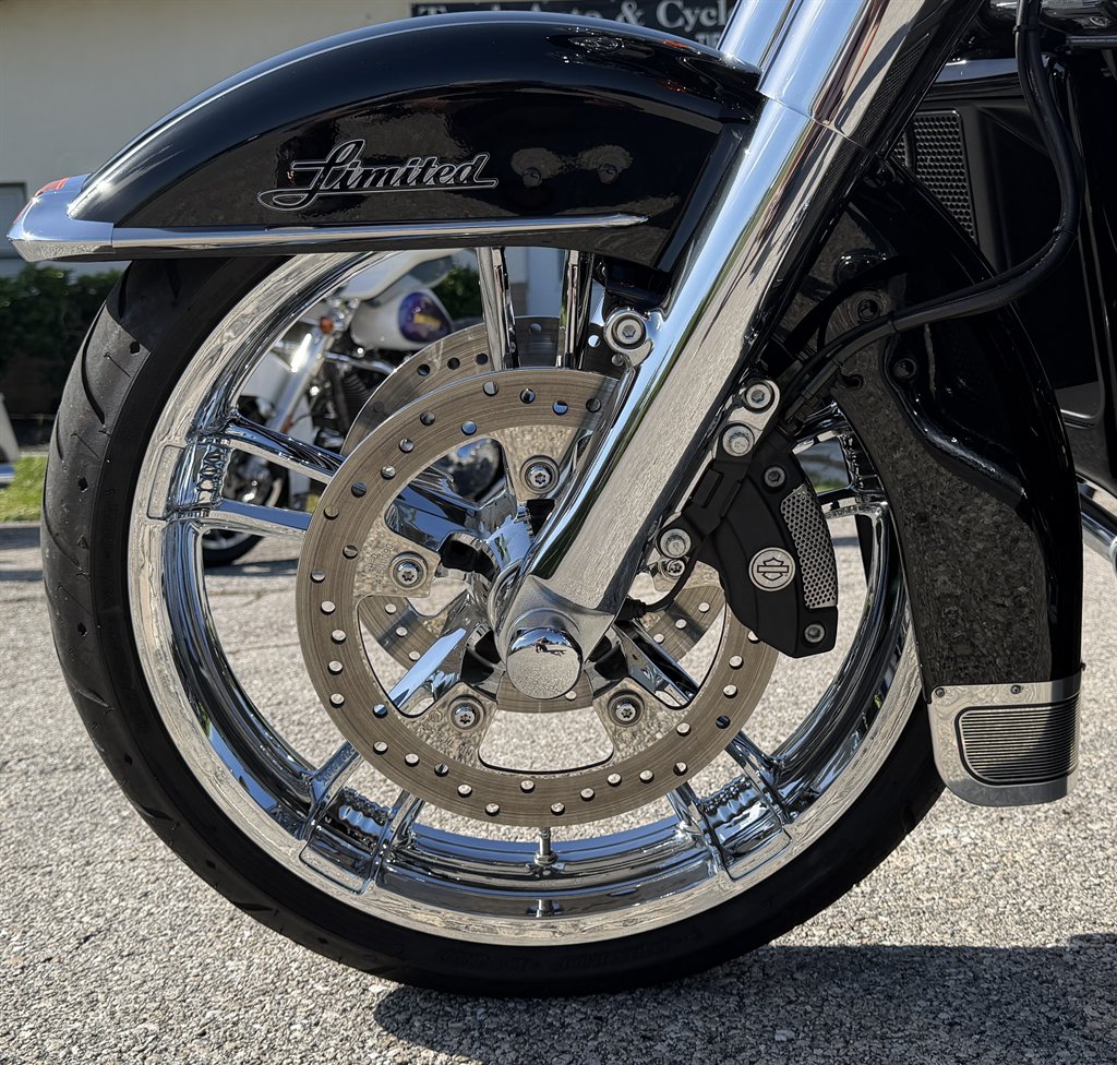 2015 Harley-davidson Electra Glide Ultra Limited - $13,995