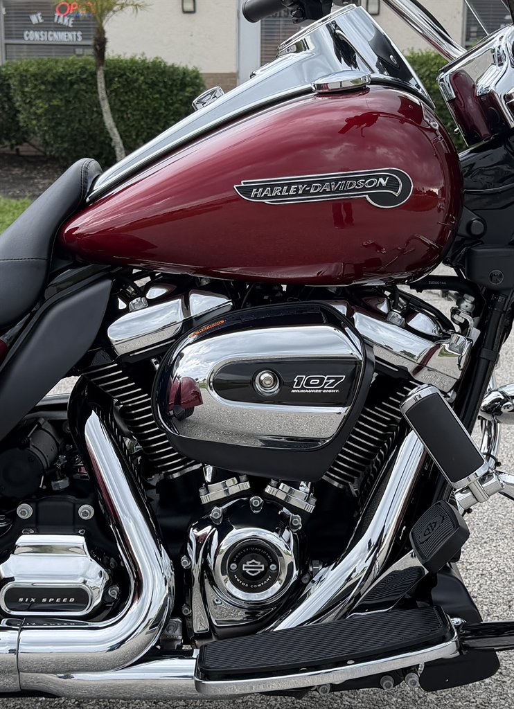 2017 Harley-davidson Freewheeler - $16,995