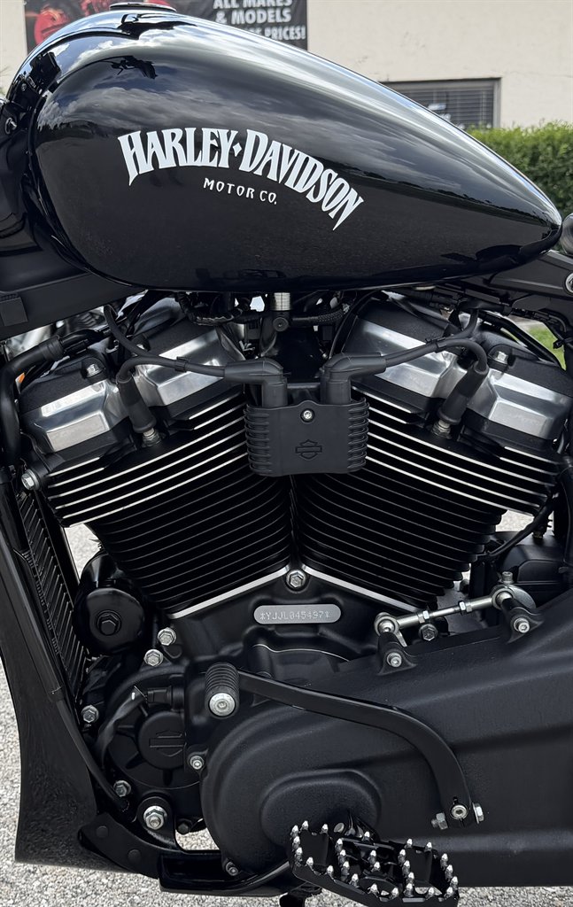 2020 Harley-davidson Street Bob - $10,995