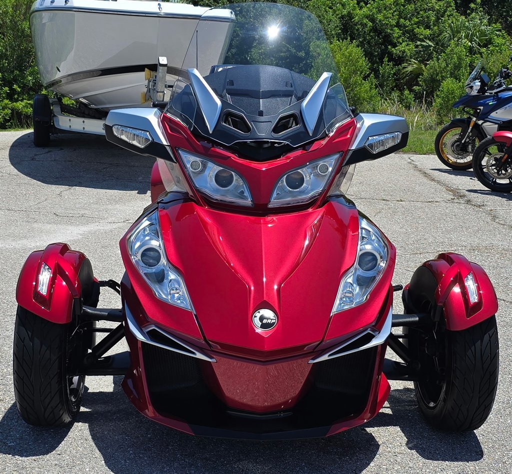 2016 Can-am Spyder - $12,995