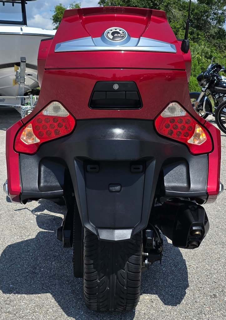 2016 Can-am Spyder - $12,995