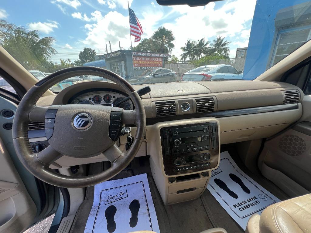 2007 Mercury Monterey - $6,299