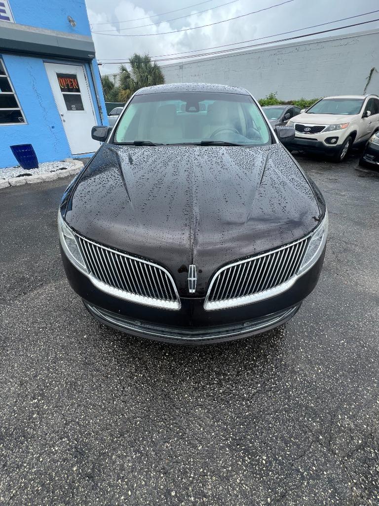 2013 Lincoln MKS - $7,499