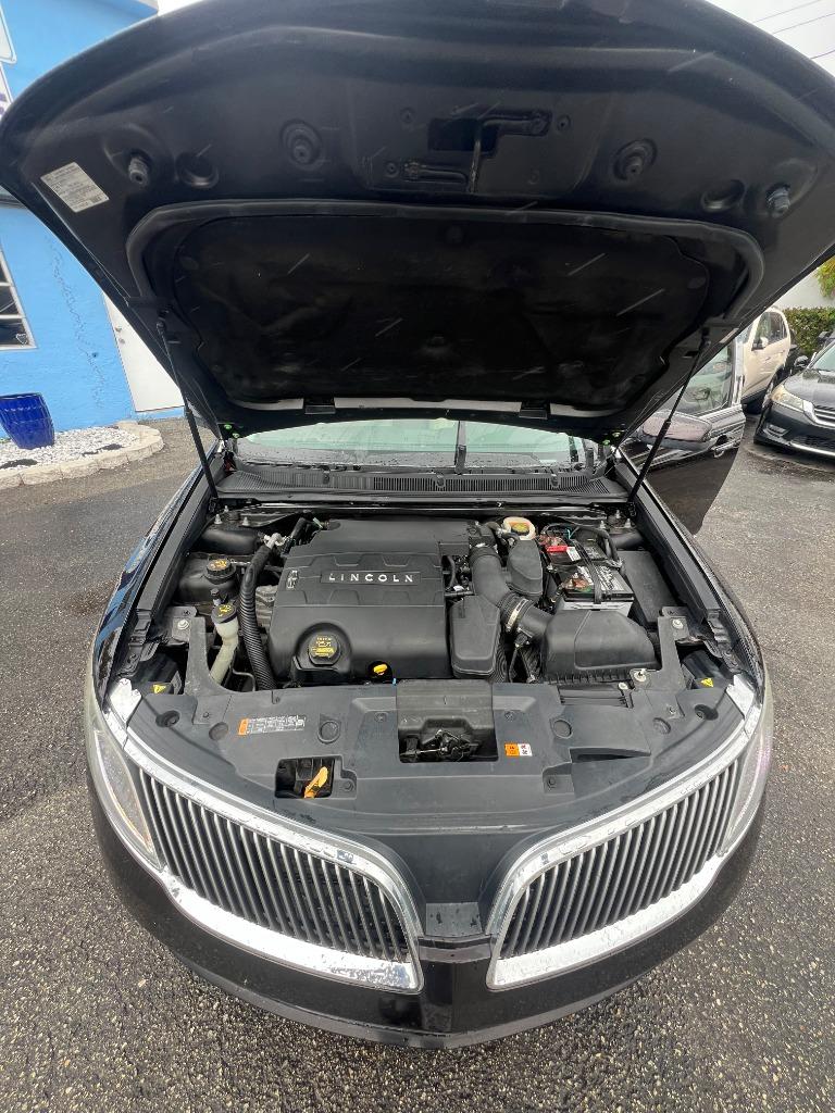 2013 Lincoln MKS - $7,499
