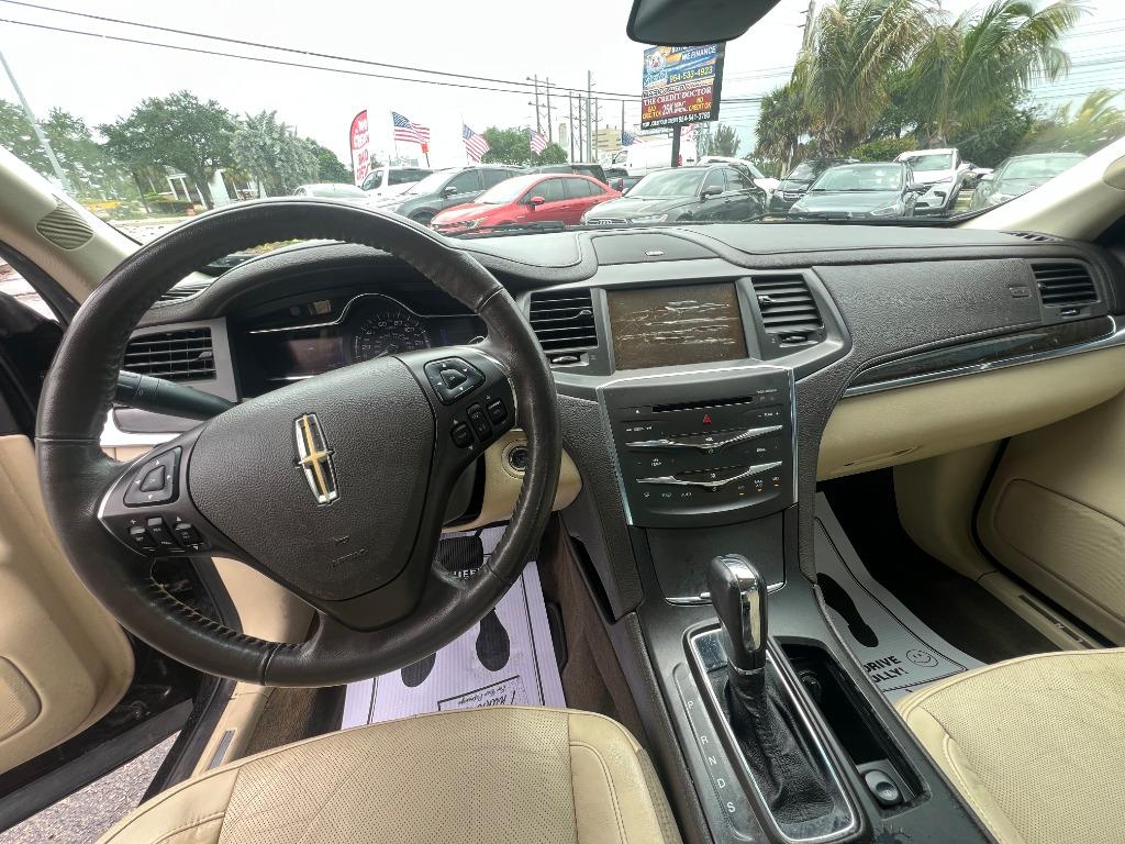 2013 Lincoln MKS - $7,499