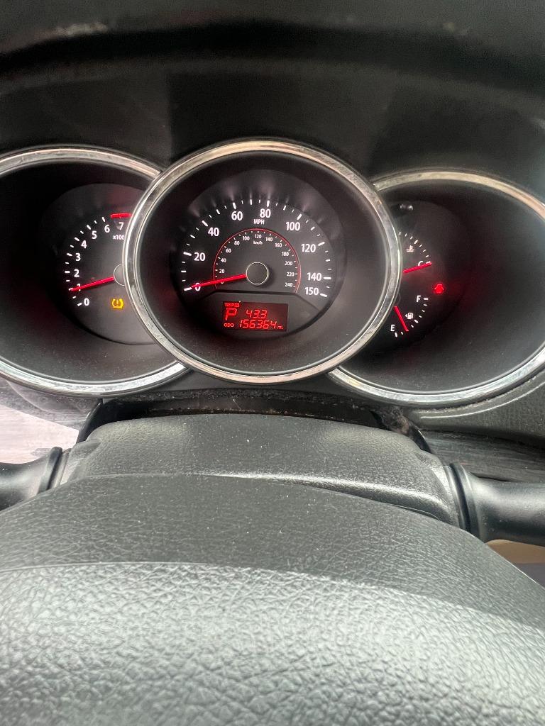 2011 Kia Sorento - $5,899