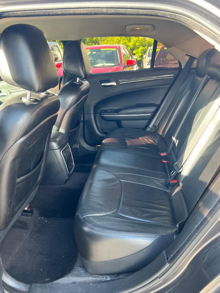 2017 Chrysler 300 - $7,995