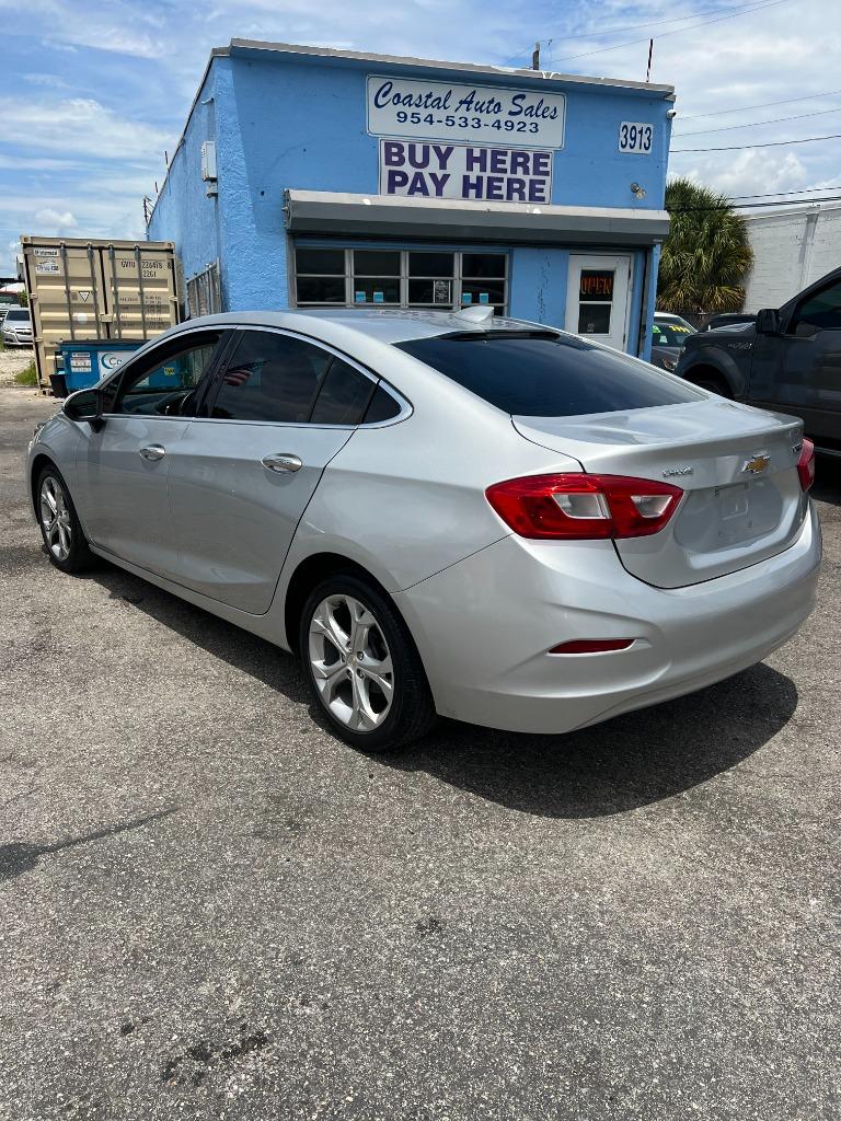 2017 Chevrolet Cruze - $6,999