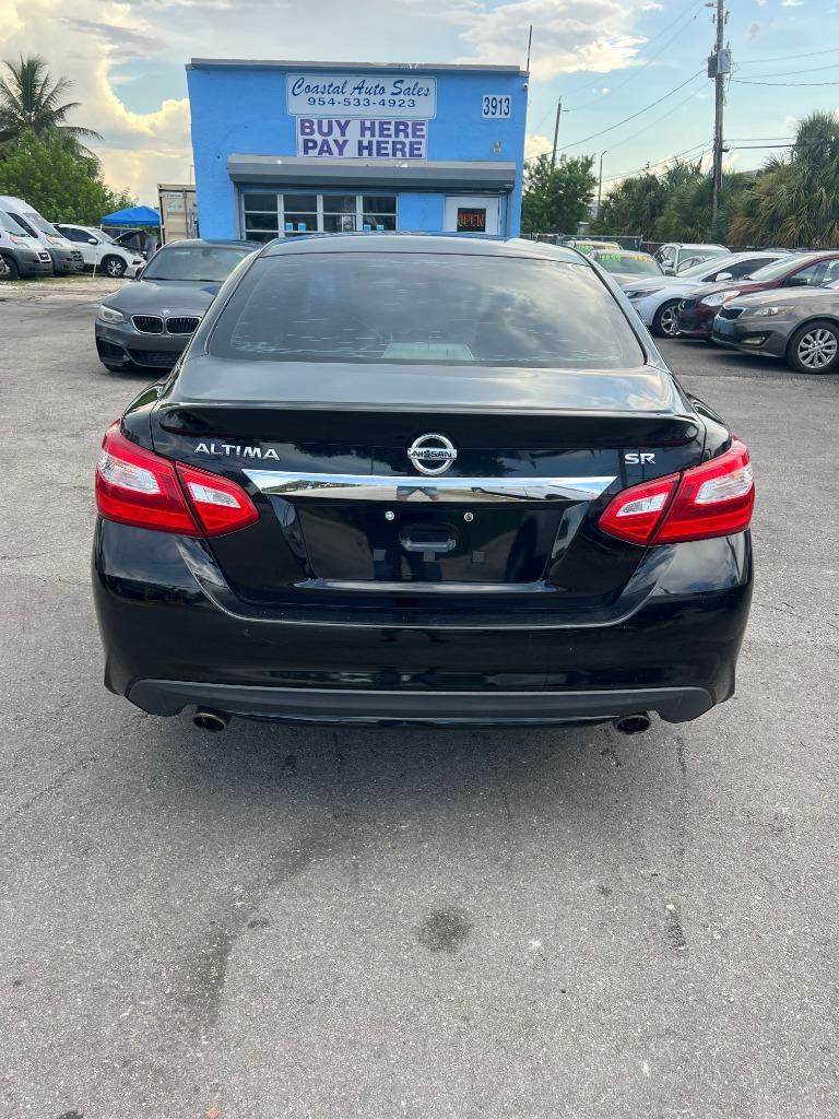 2016 Nissan Altima - $7,499