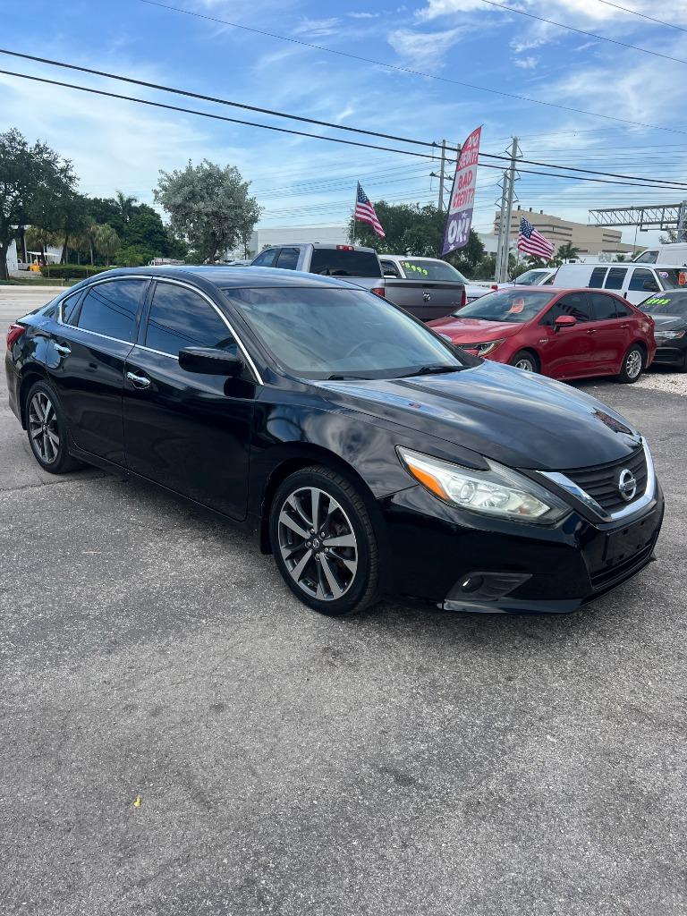 2016 Nissan Altima - $7,499