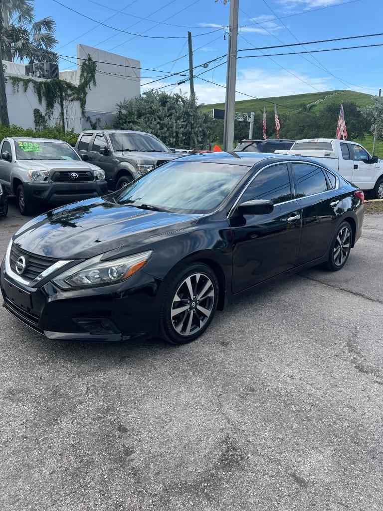 2016 Nissan Altima - $7,499