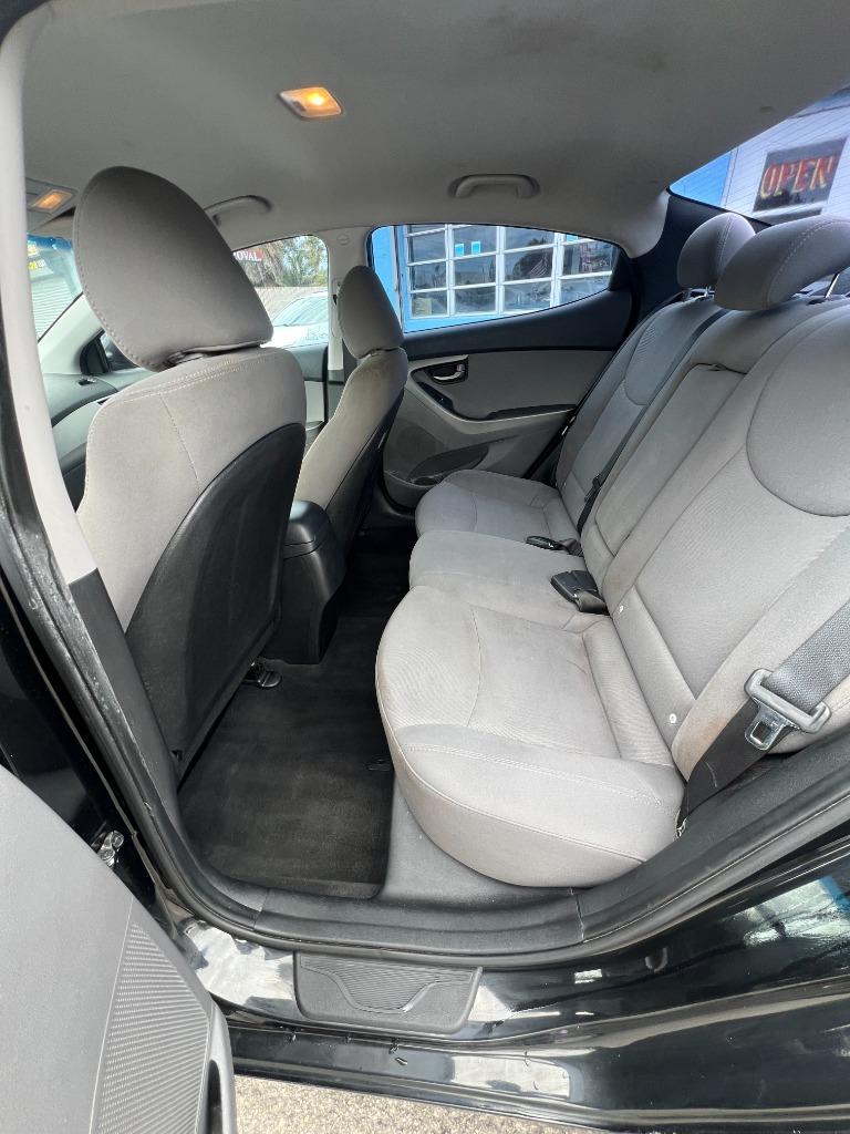 2016 Hyundai Elantra - $6,499