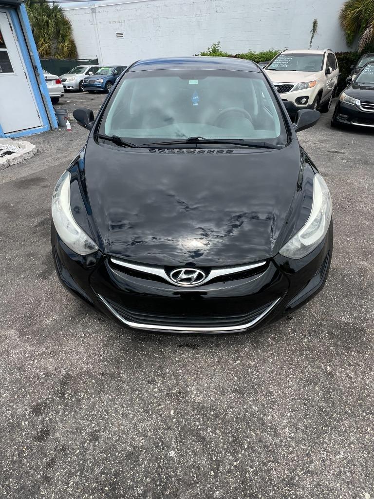 2016 Hyundai Elantra - $6,499
