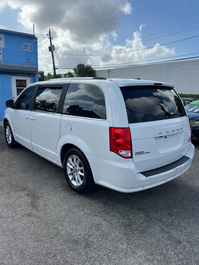 2019 Dodge Grand Caravan - $8,799
