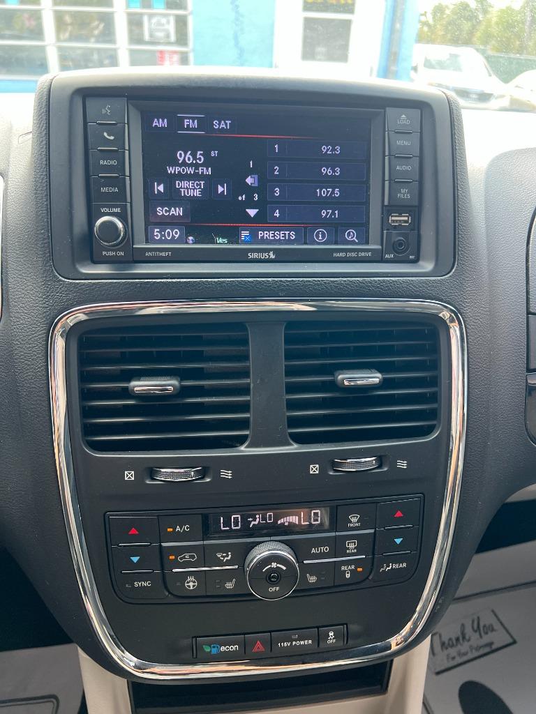 2019 Dodge Grand Caravan - $8,799