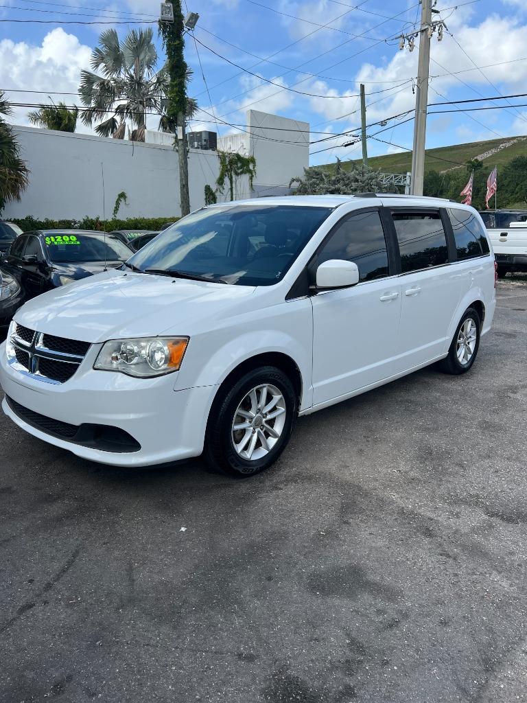 2019 Dodge Grand Caravan - $8,799