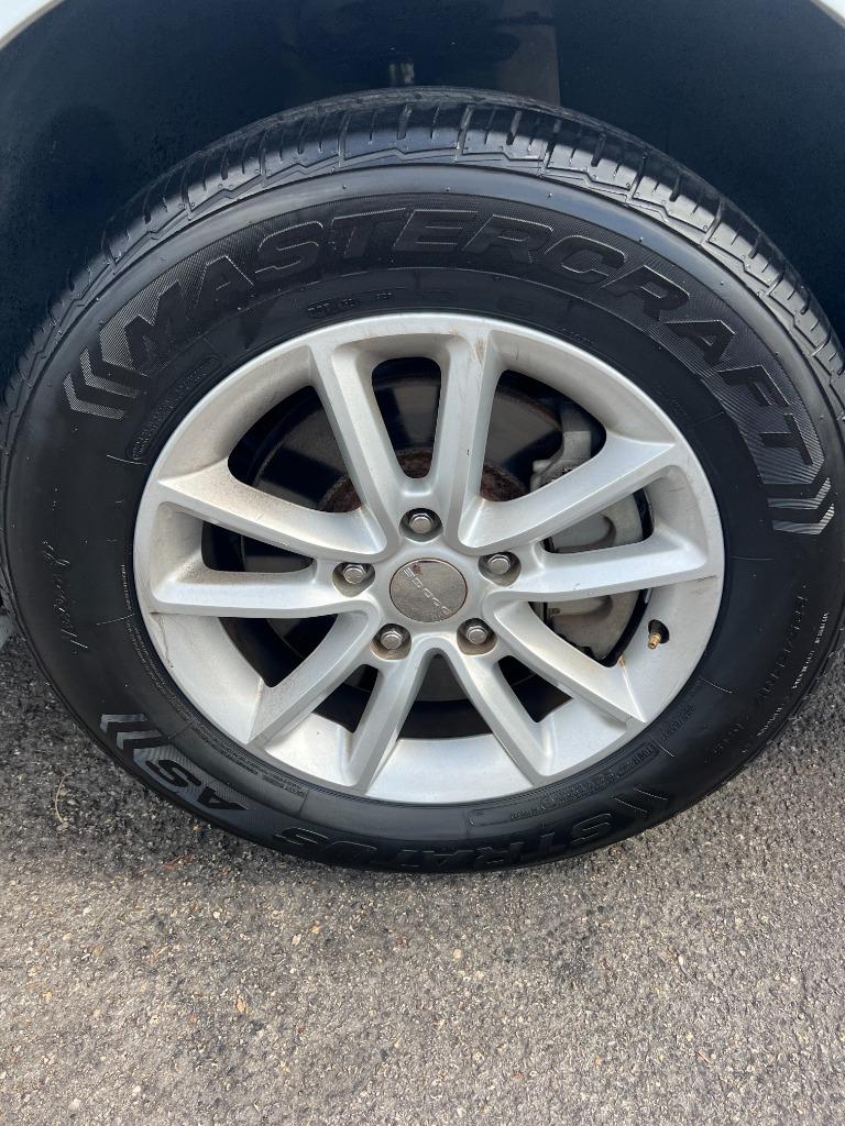 2019 Dodge Grand Caravan - $8,799