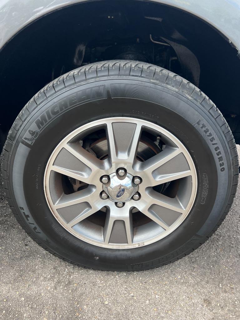 2014 Ford F150 - $10,995