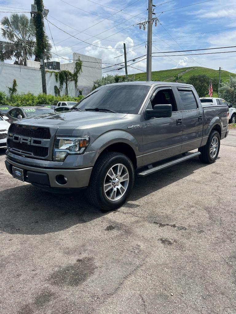 2014 Ford F150 - $10,995