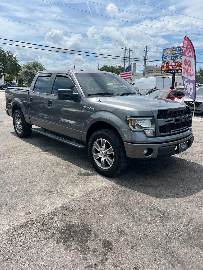2014 Ford F150 - $10,995