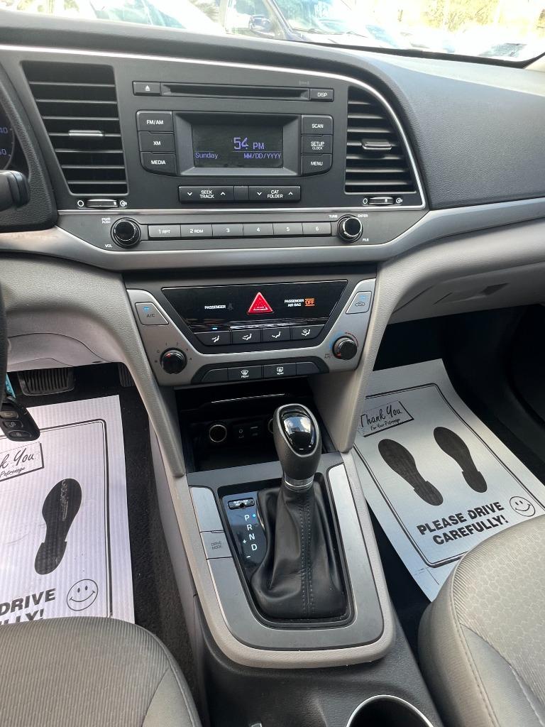 2017 Hyundai Elantra - $10,995
