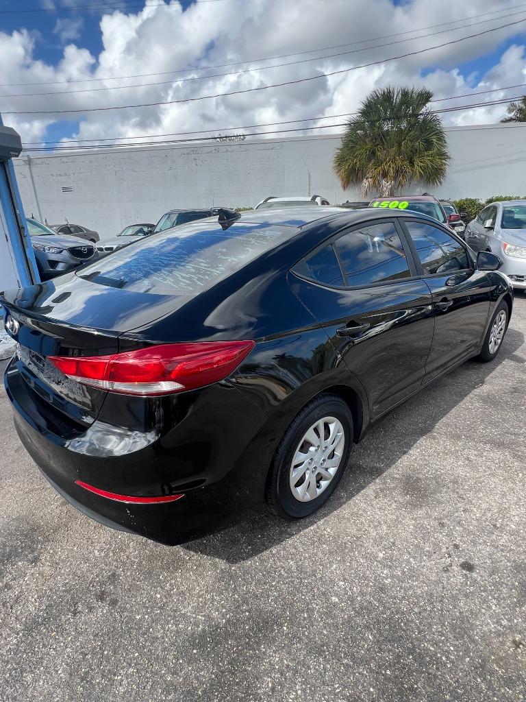 2017 Hyundai Elantra - $10,995