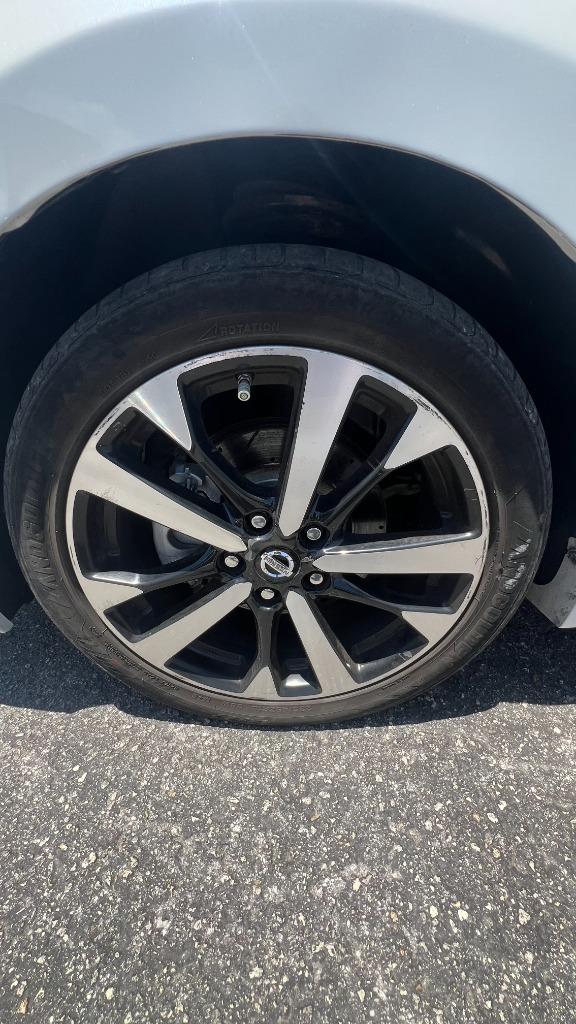 2015 Nissan Altima - $9,499